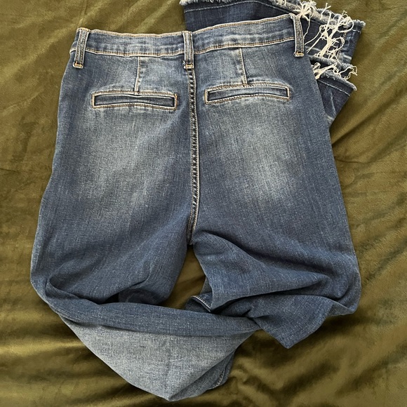 Sneak Peak medium/dark raw hem flare jeans - Picture 2 of 5